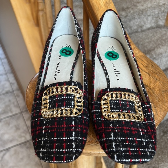 Bettye Muller red black white plaid with square gold buckle shoes size 8 - Picture 1 of 10